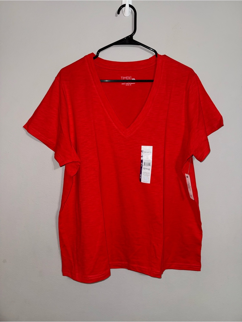 Time and Tru Red V-Neck Short Sleeve Women's Tee XXL